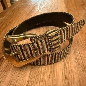 VTG Gold and Black Textured Belt 31 inches to last notch